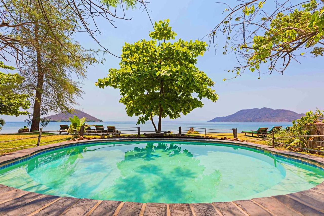 Mgoza Lodge Cape Maclear Extérieur photo